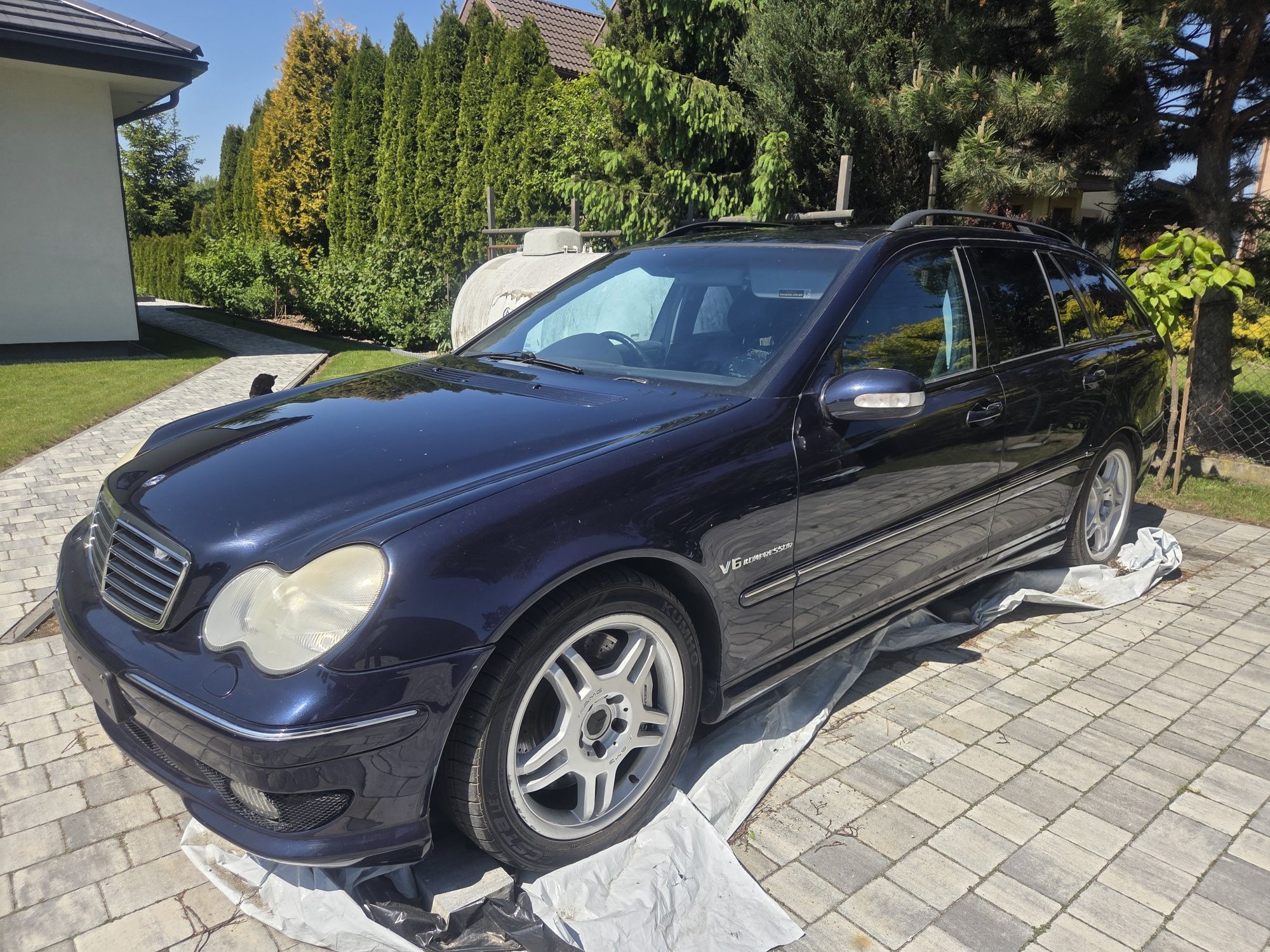 Mercedes C32 AMG 354km bezwypadkowy