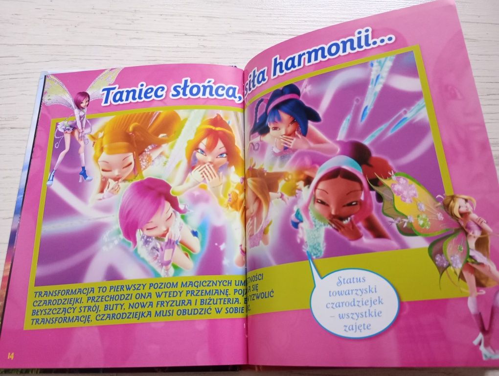 Winx Magiczna przygoda DVD + książka