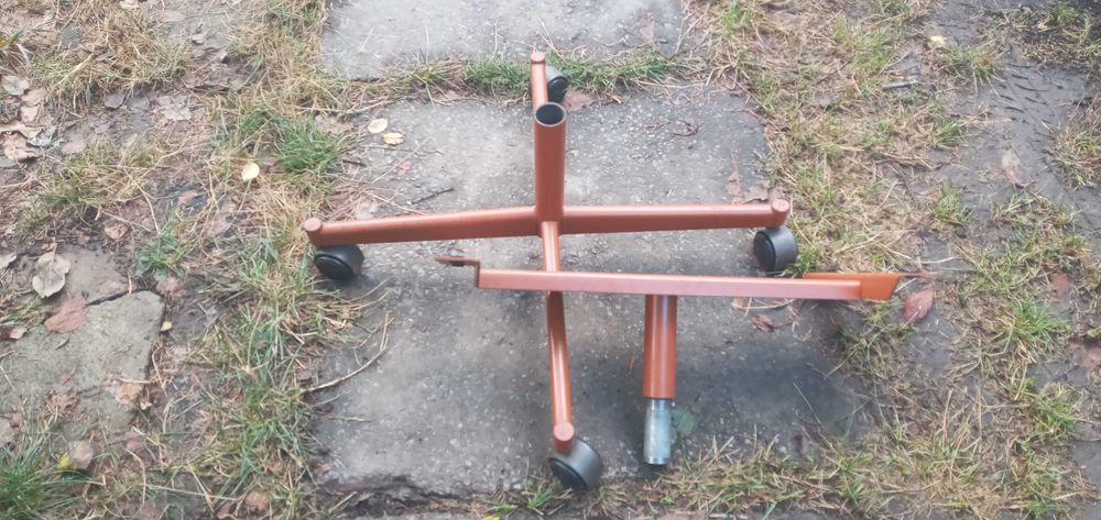 Столик під телевізор , компʼютер акваріум та інше