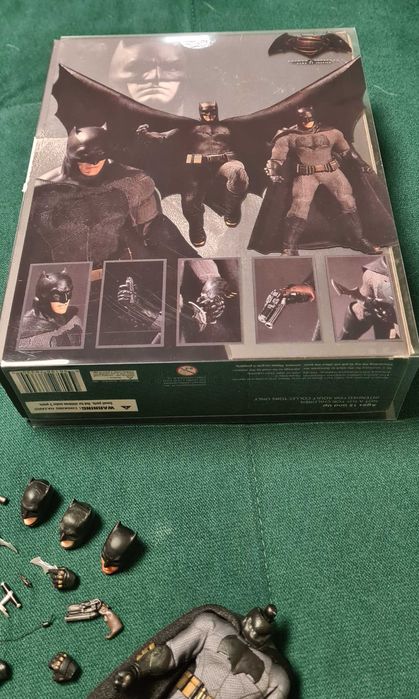 Figurka Batman Mezco One:12 (fejk) Batman vs Superman