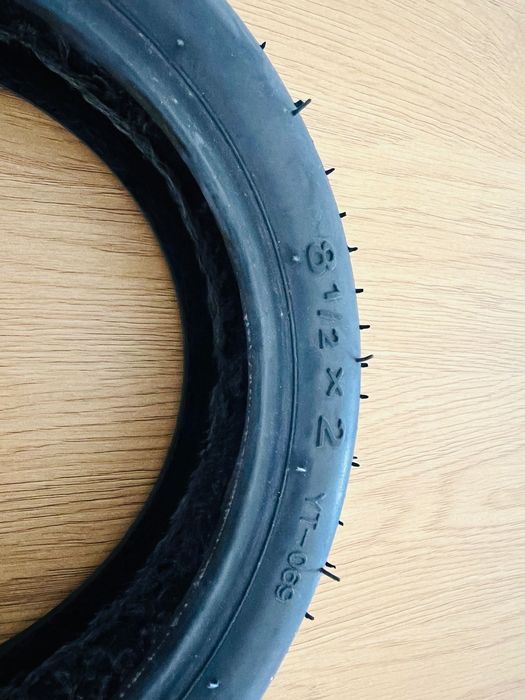 Pneu Minimotors 8½x2 – Perfeito Estado