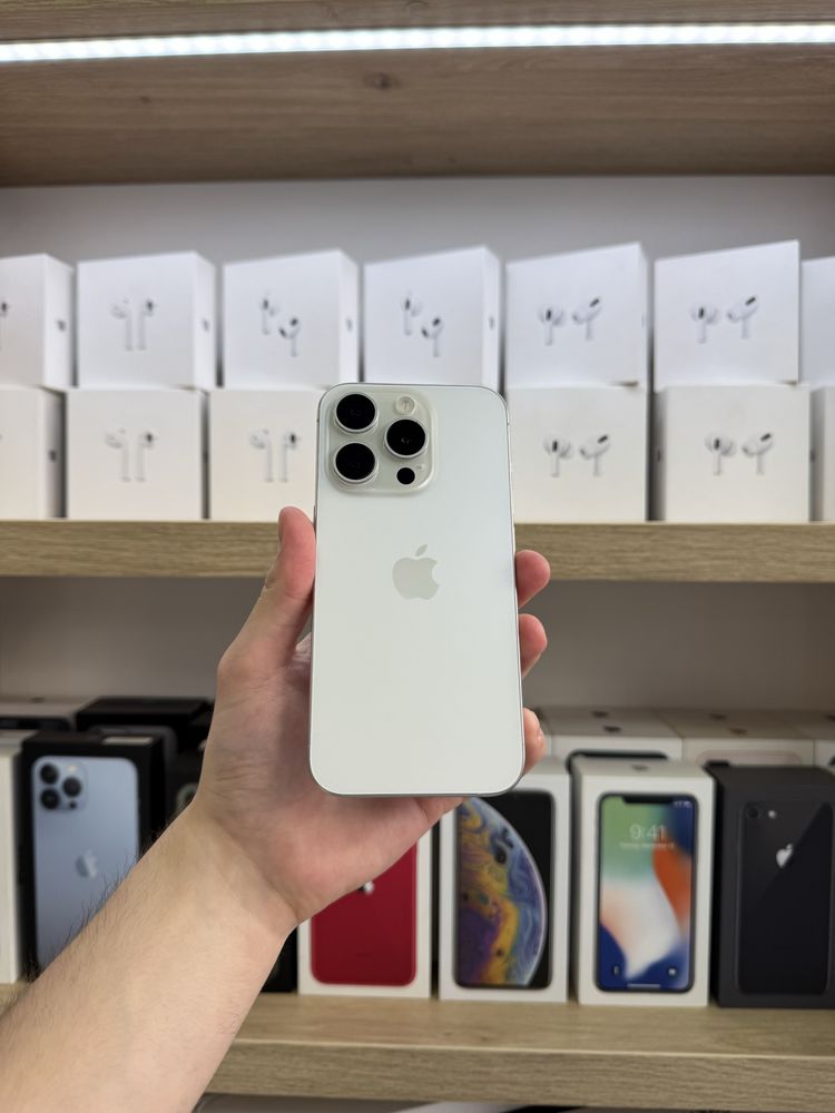 iPhone 15 Pro 256GB White Titanium