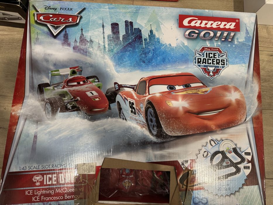 Carrera GO Tor samochodowy Cars2 .