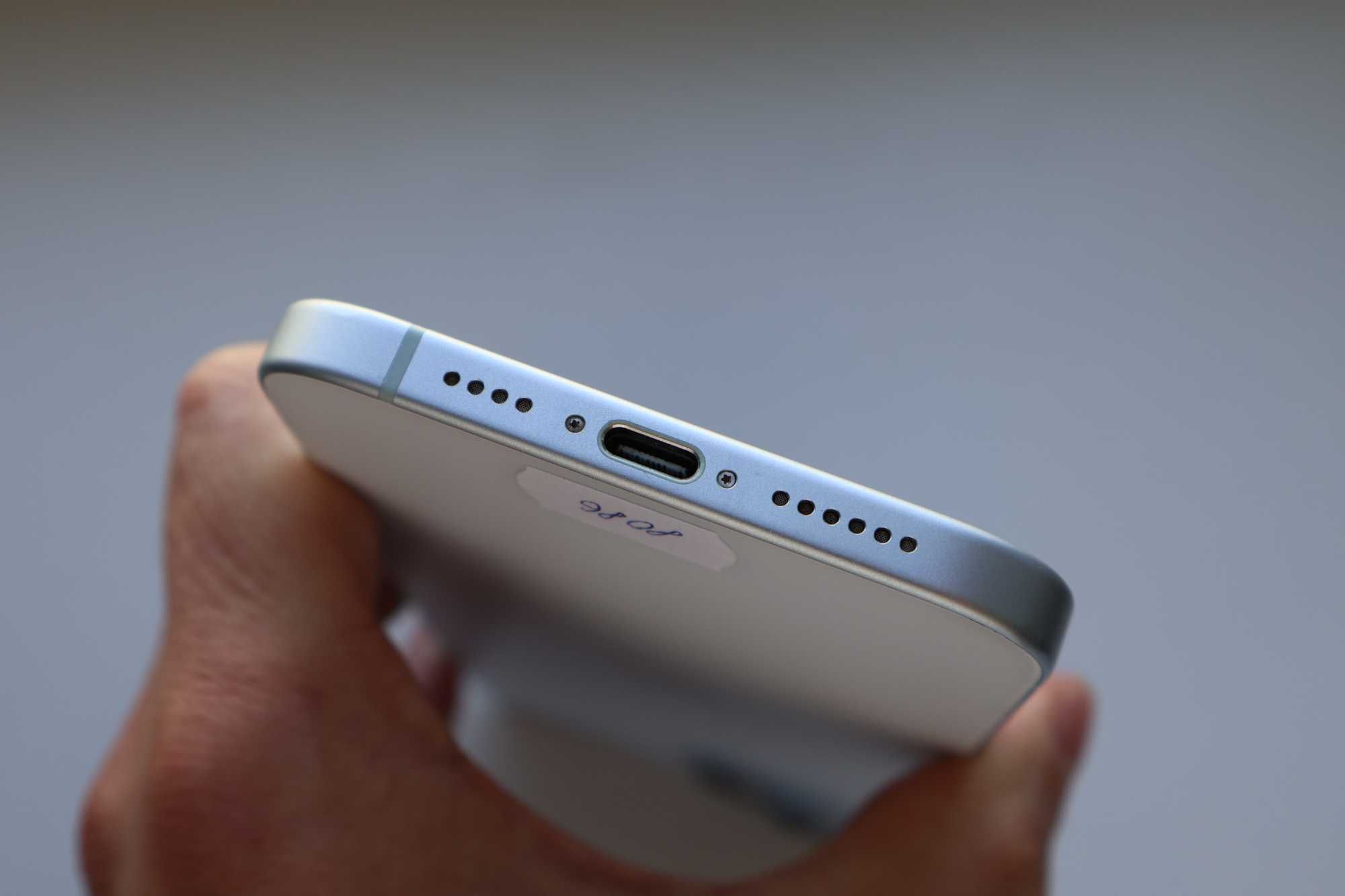 Apple Iphone 15 Plus 128Gb White Neverlock Оригінал!