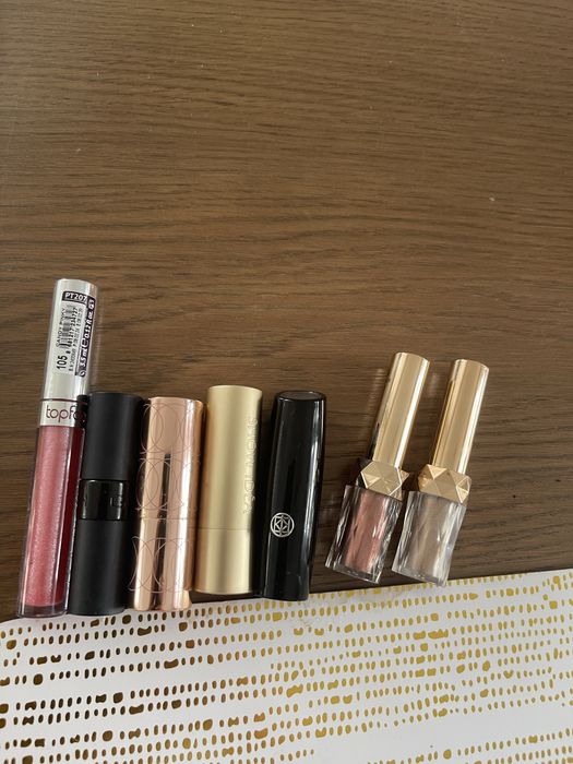 Pomadki i cienie do oczu 5+2 gosh Mary Kay top face dauglas