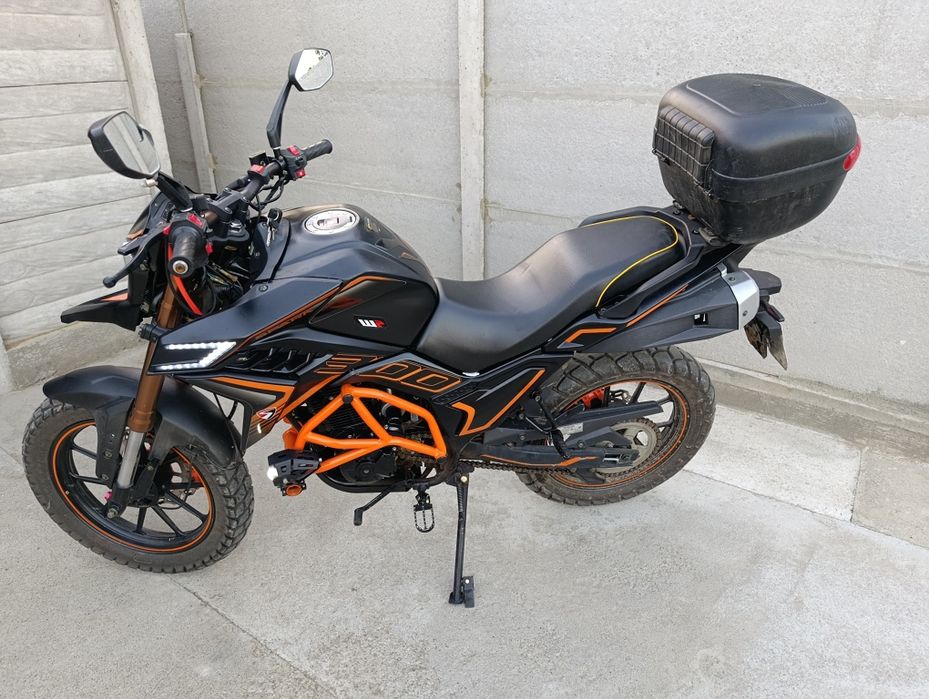 Spark sp 300 t2, Tekken 300 мотоцикл