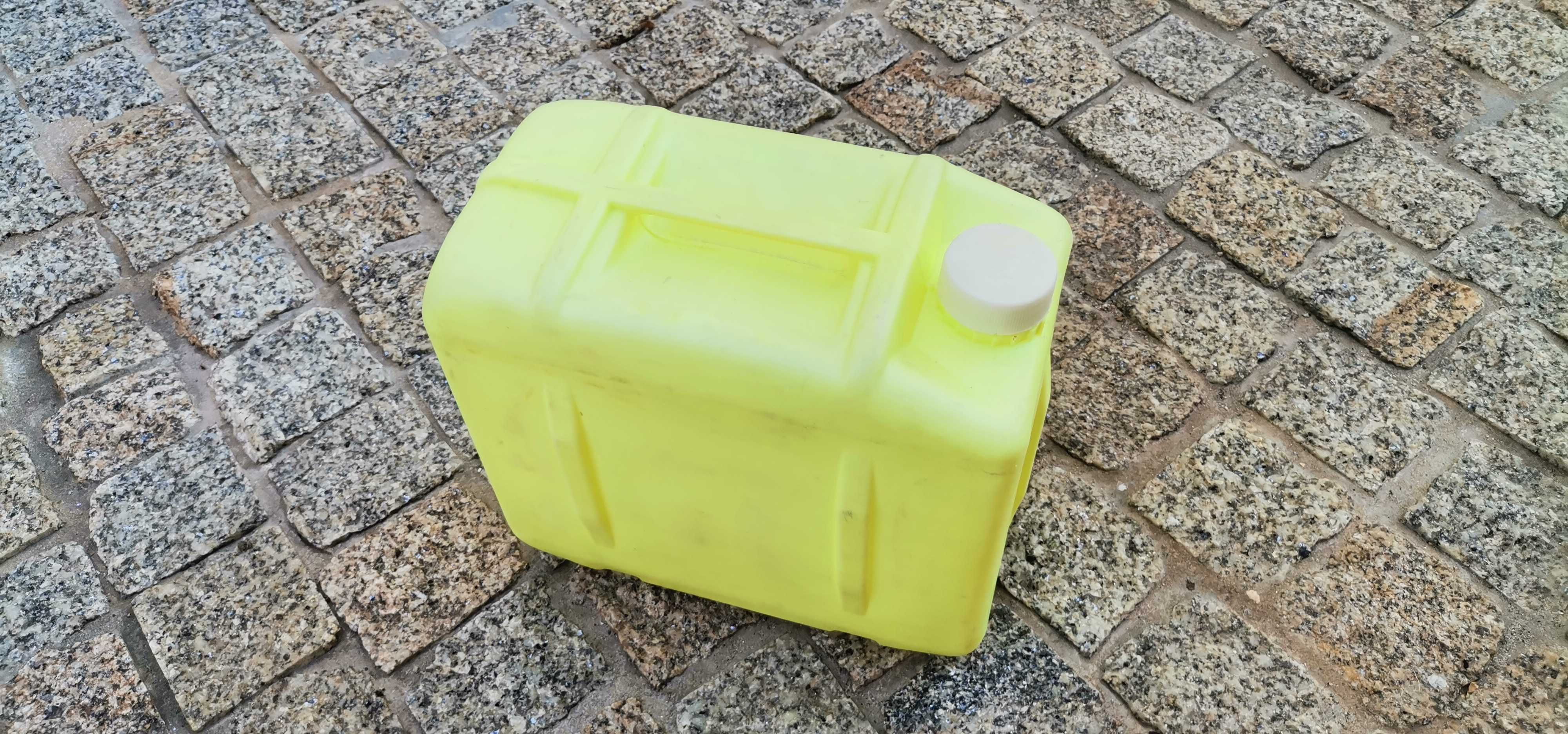 Jerrycan Shell vintage