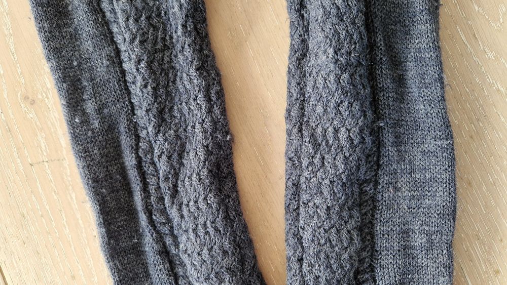 Kombinezon 100% merino gruby rozm. 110 Name it