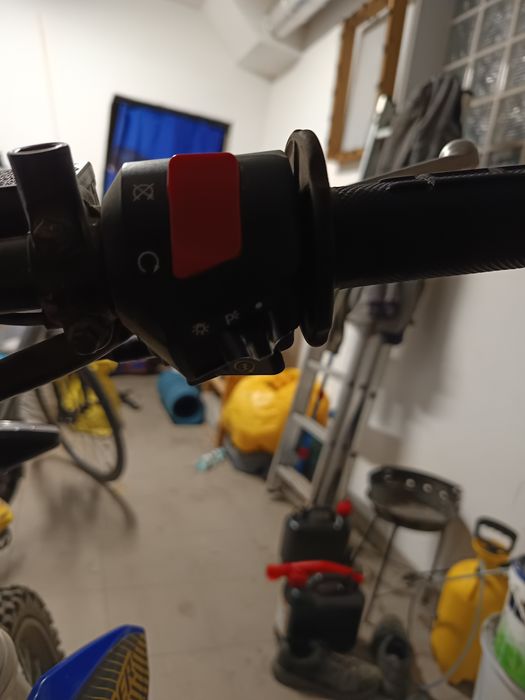 ASIX Defender 150 (2000km) z tego roku