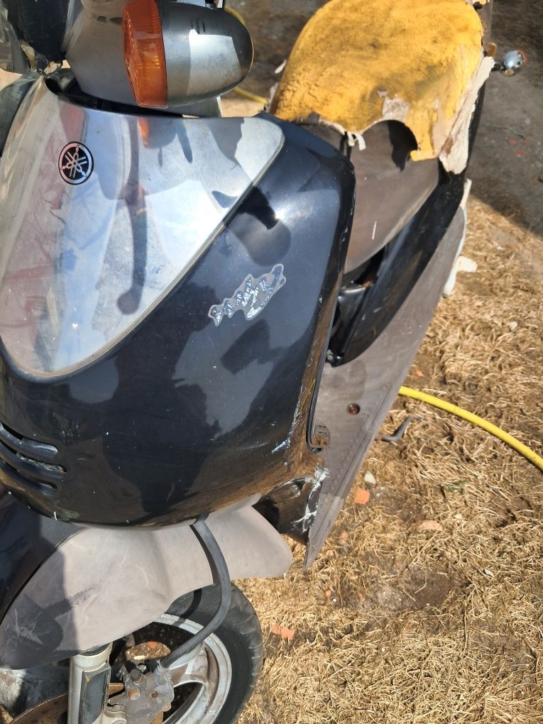 Yamaha why 5 ***