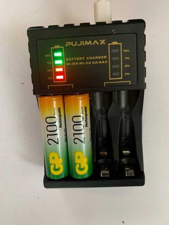 Зарядное устройство на 4 слота PUJIMAX PJ-N4008