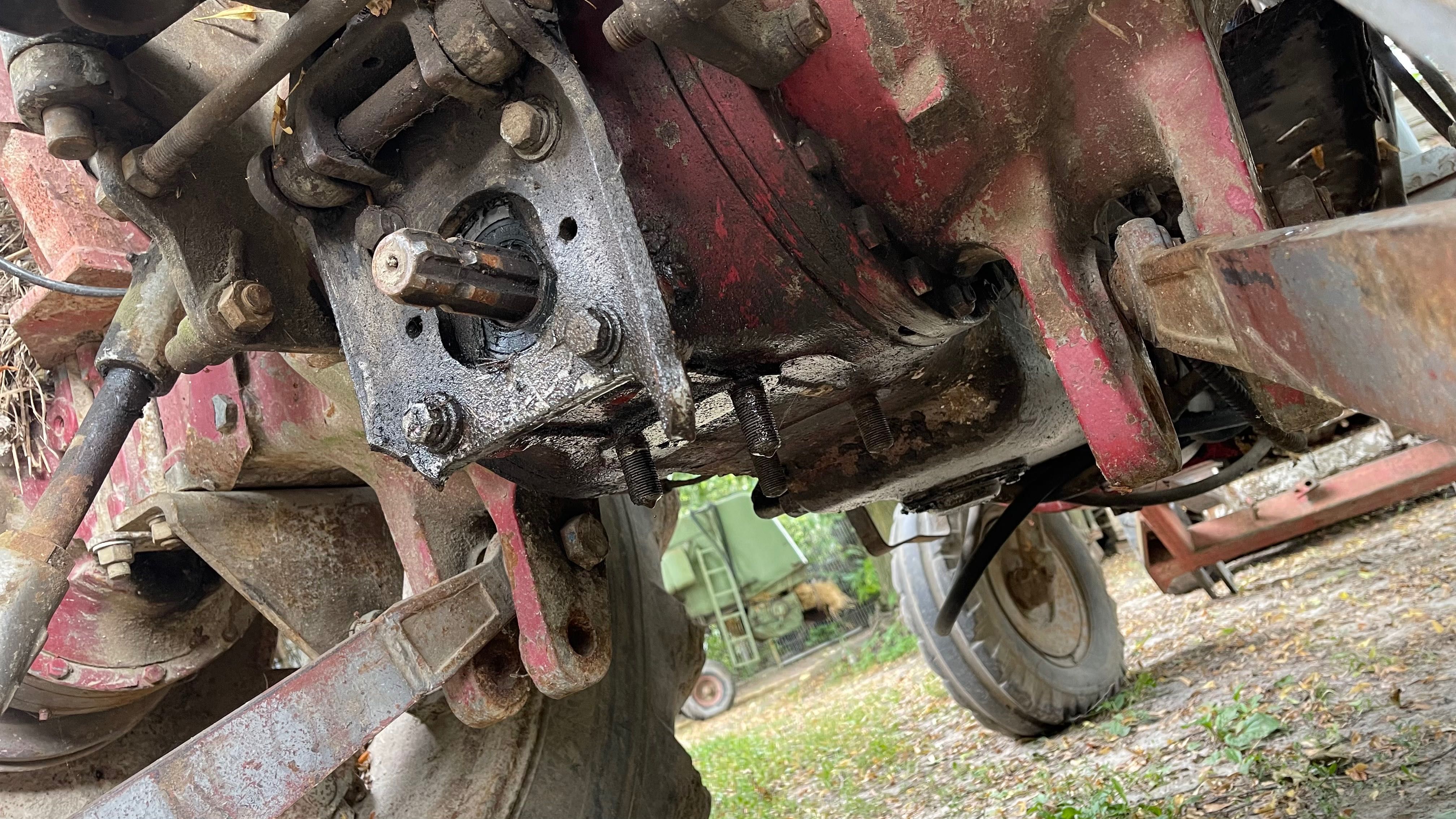 Massey Ferguson koła tylne mf 16.9-34