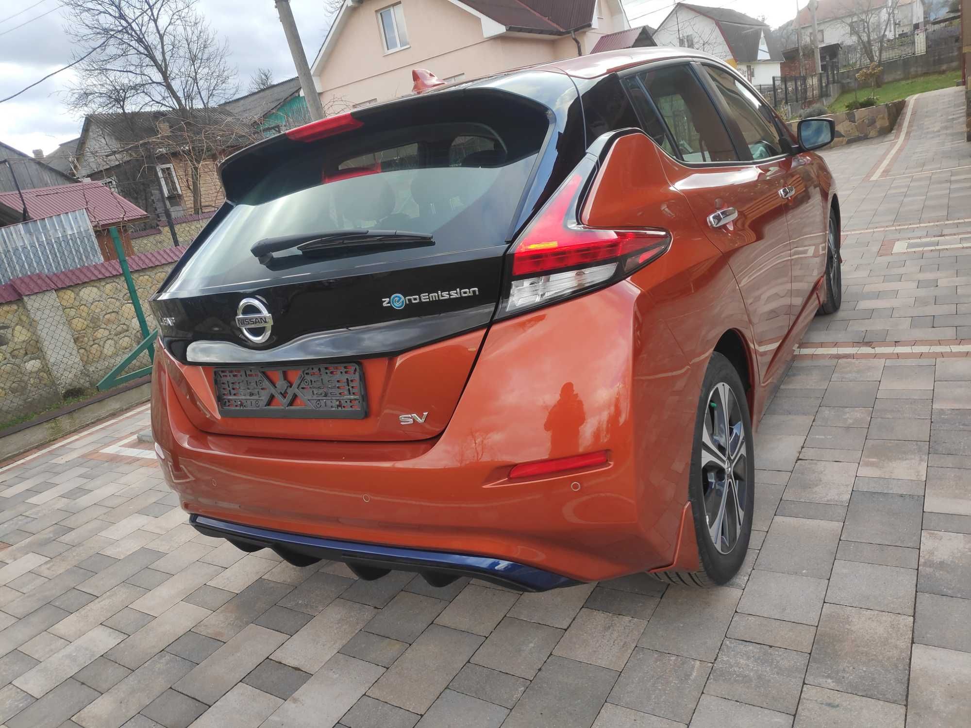 Nissan Leaf Sv Orange 40 KWH 2022