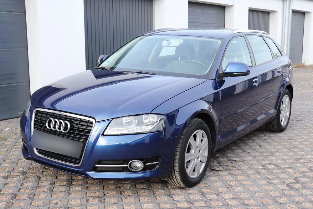 Audi A3 Sportback Stan bardzo dobry. Serwis do końca.Nowy rozrząd ,tarcze,klocki.