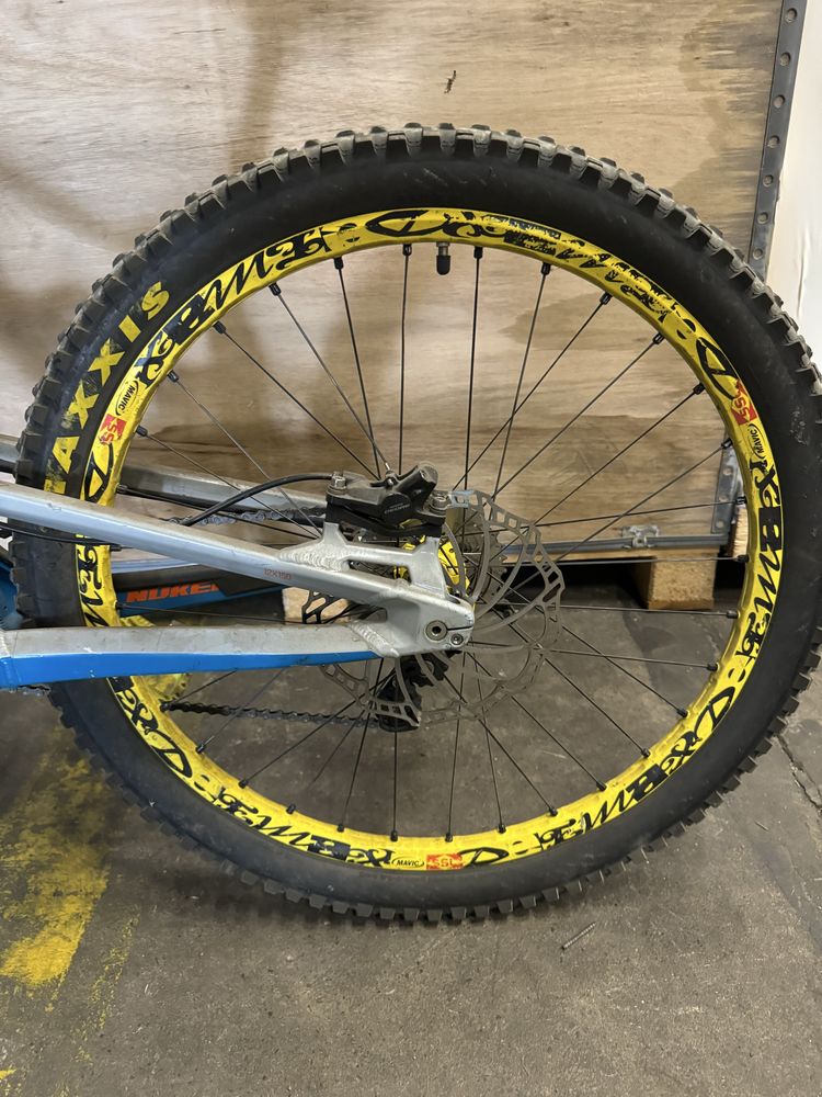 Nukeproof pulse dh