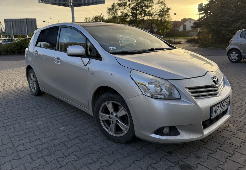 Toyota verso 7 osobowa