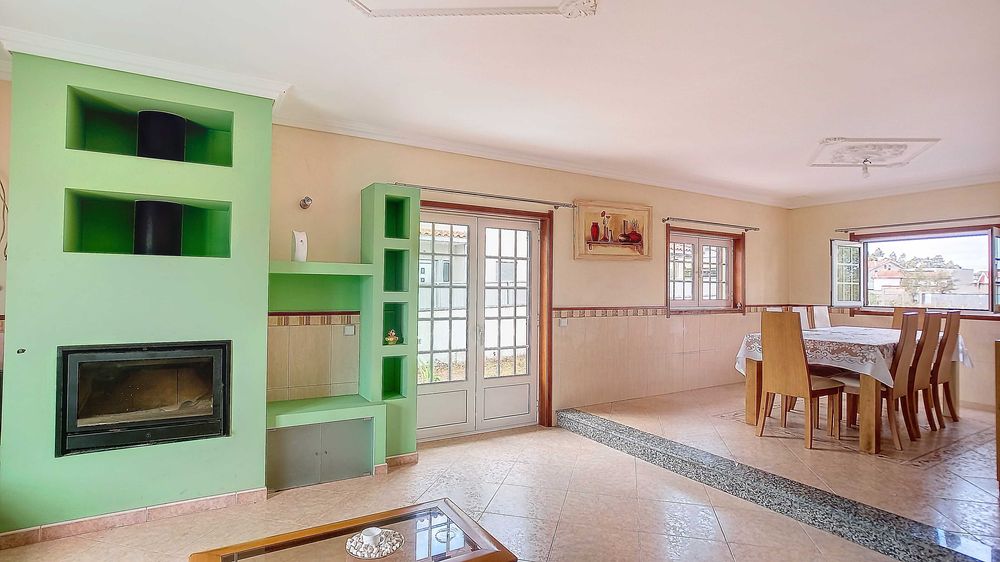 Moradia T2 para arrendamento em Requeixo