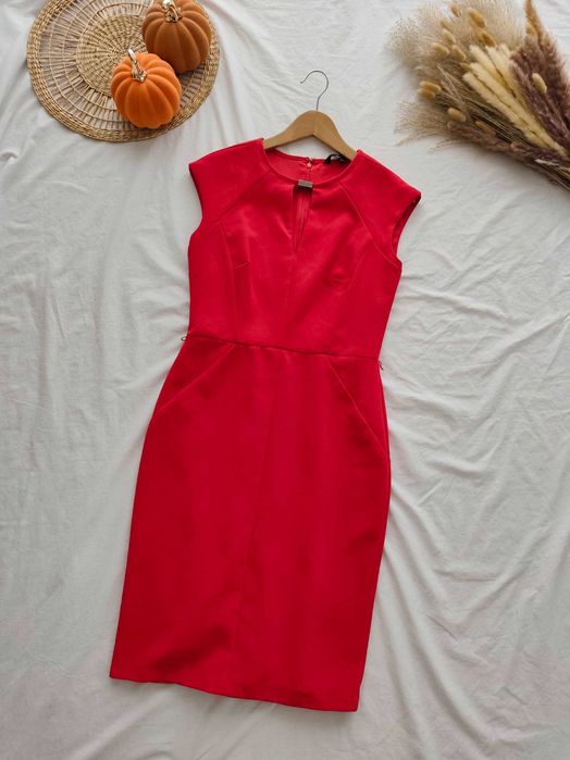 Elegancka czerwona wieczorowa koktajlowa sukienka ołówkowa L 40