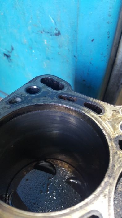 Продам мотор Mazda 1.8 бензин 16 клапана .ТОРГ