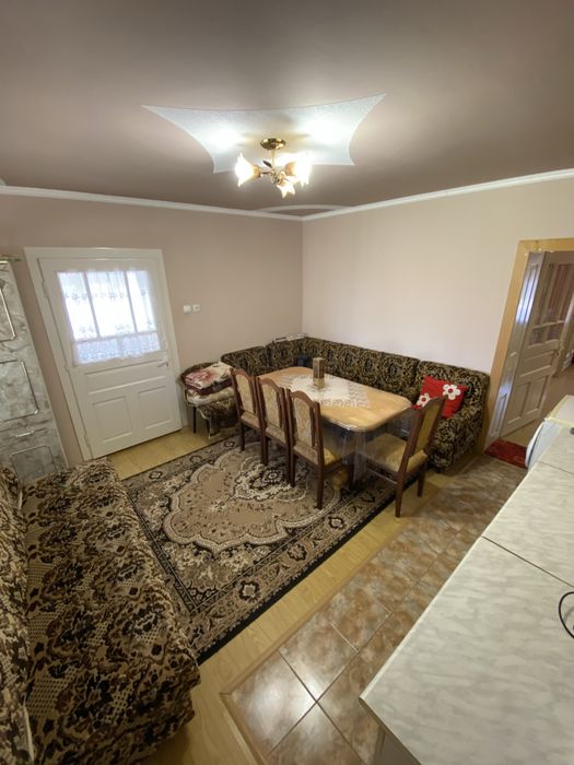 Продам будинок у передмісті Берееова