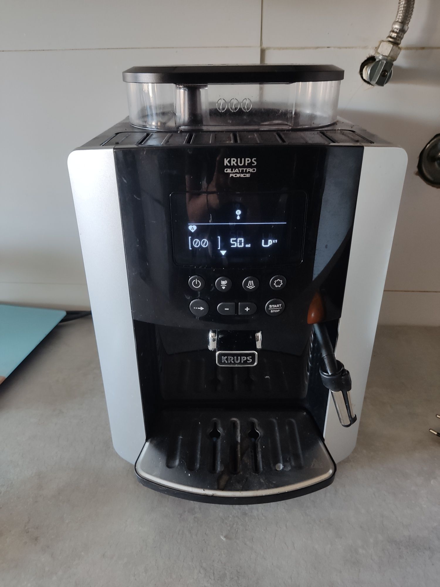 Máquina café Krups EA817810 automática com garantia até 12/2024