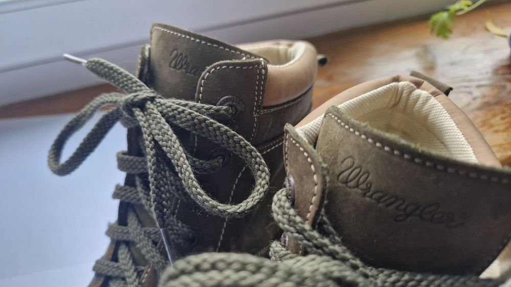 Trapery Wrangler roz. 37 nowe USA skóra