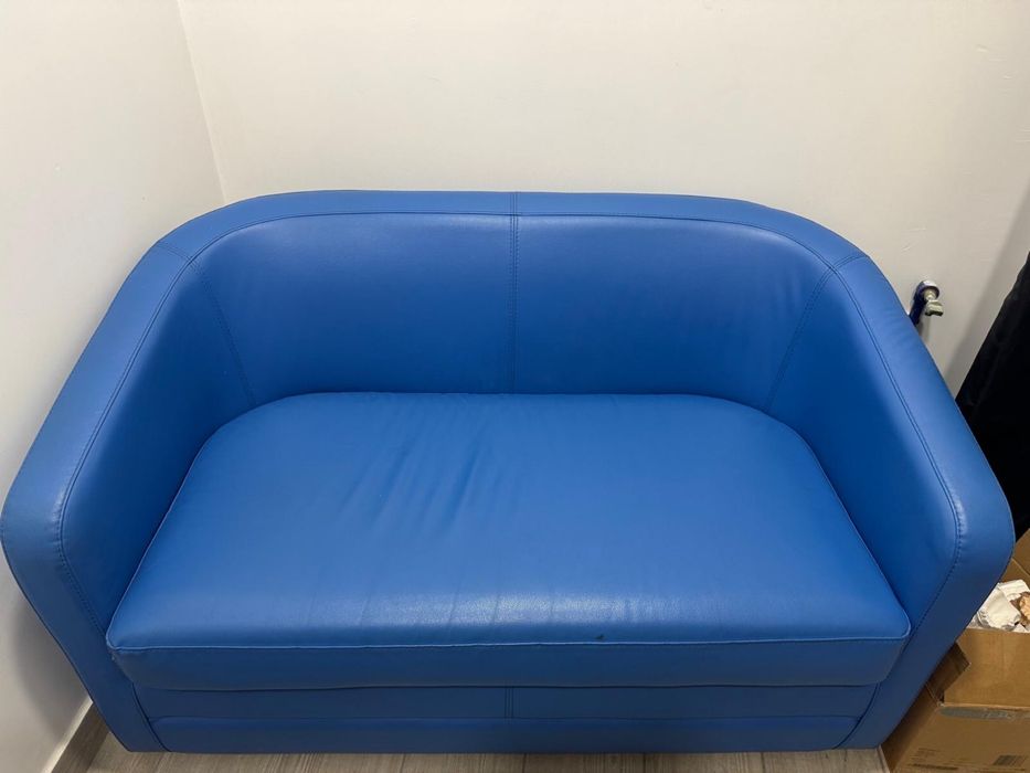 Sofa azul para decoracao