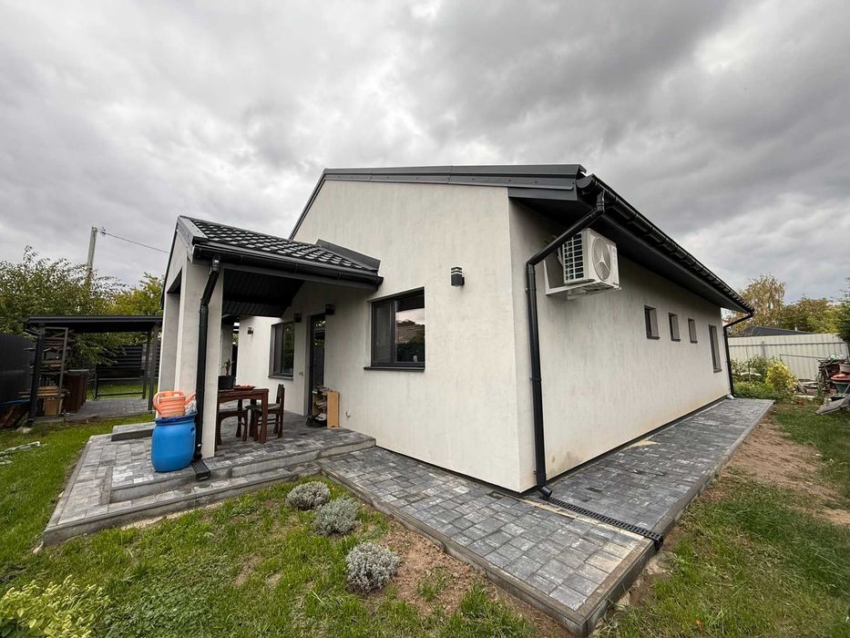 Будинок з євроремонтом у Полтаві, 107 м², 3 кімнати та кухня-студія