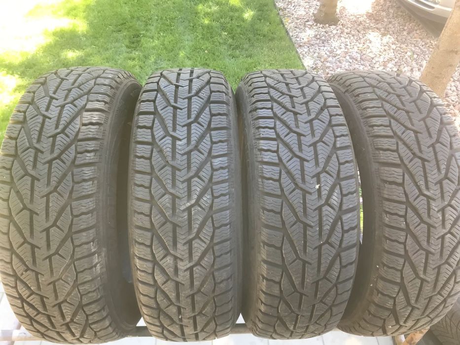Opony Kormoran 195/50R15 Zima Komplet 8mm 2023