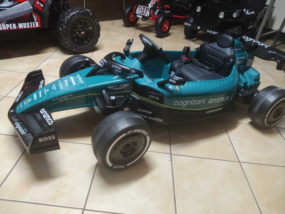 Samochód auto Formuła 1 Aston Martin na akumulator dla dzieci