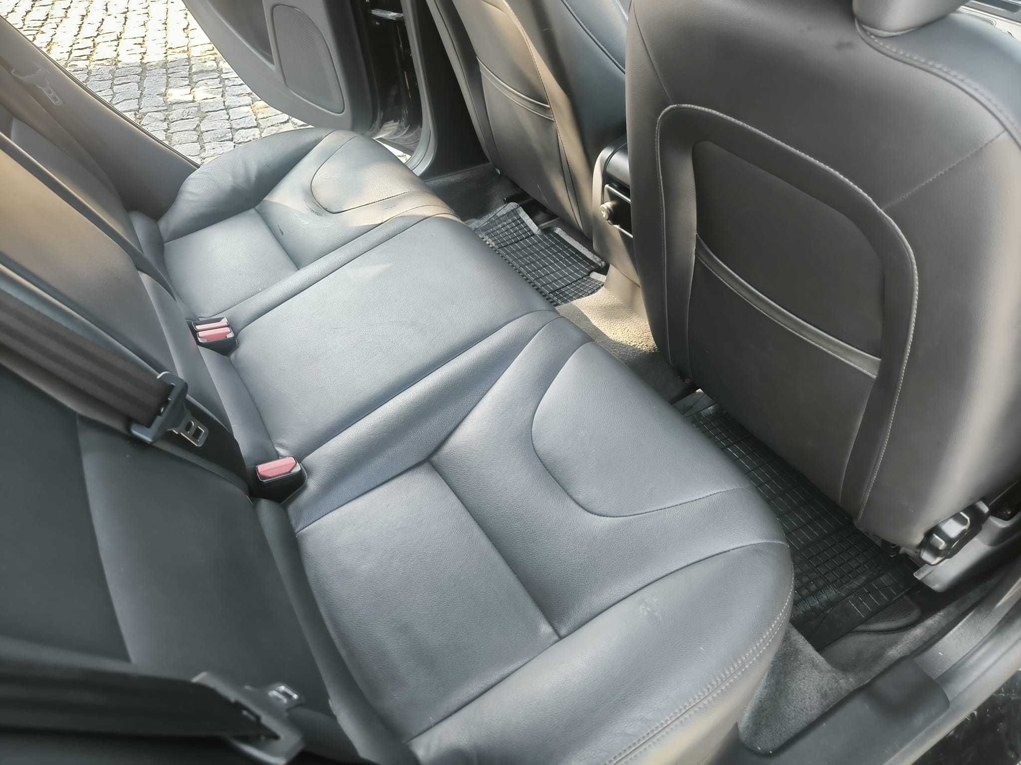 VOLVO V60 Plug-In Hybrid
