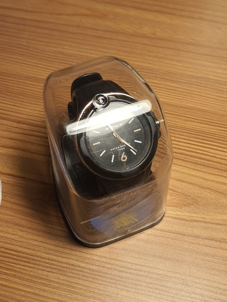 Zegarek wodoodporny Xonix czarny