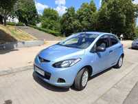 Mazda 2 MAZDA 2 1.3 błękitna 5drzwiowa