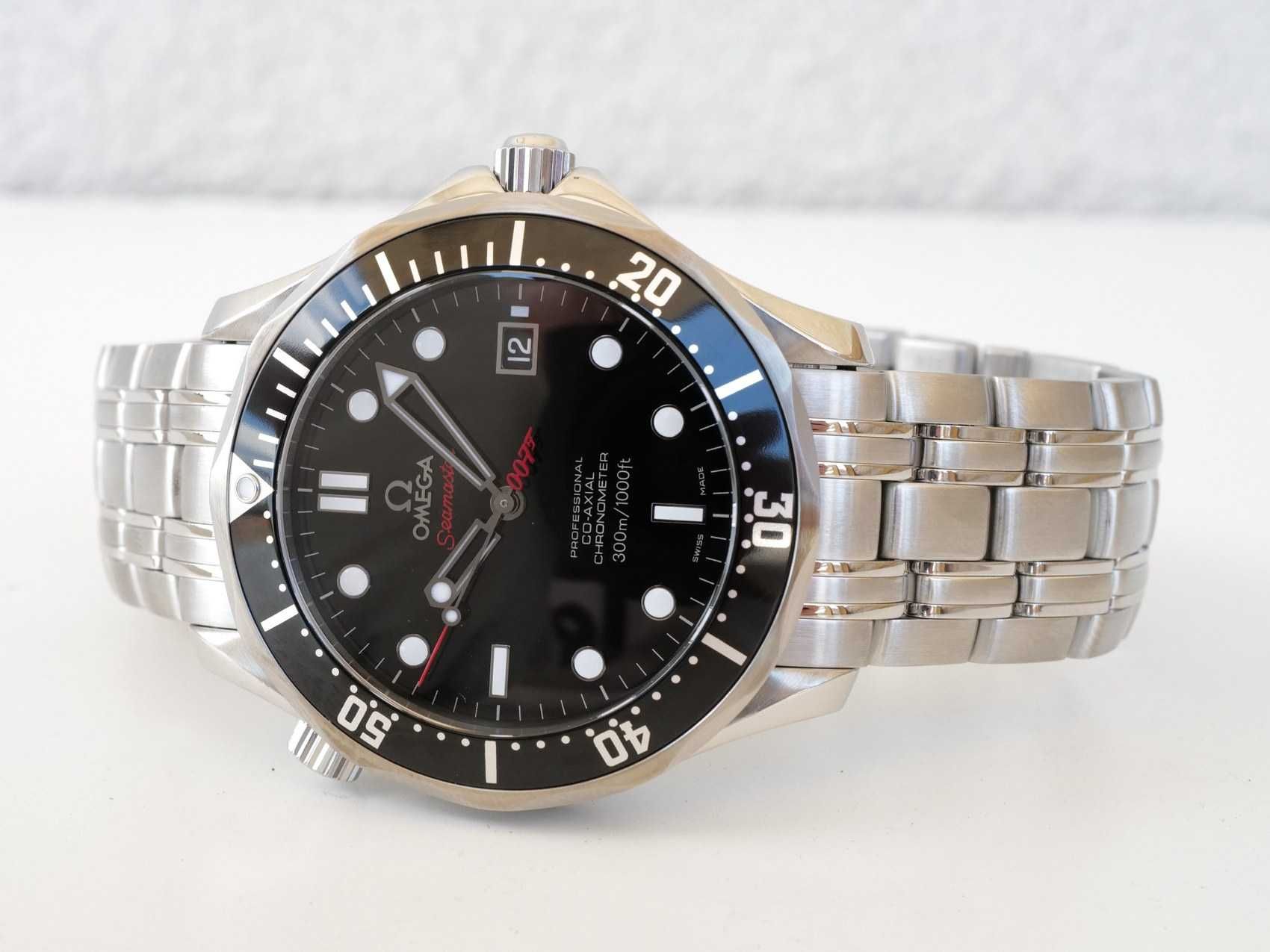 Omega Seamaster Diver 300 M Limited Edition 007 James Bond 41mm
