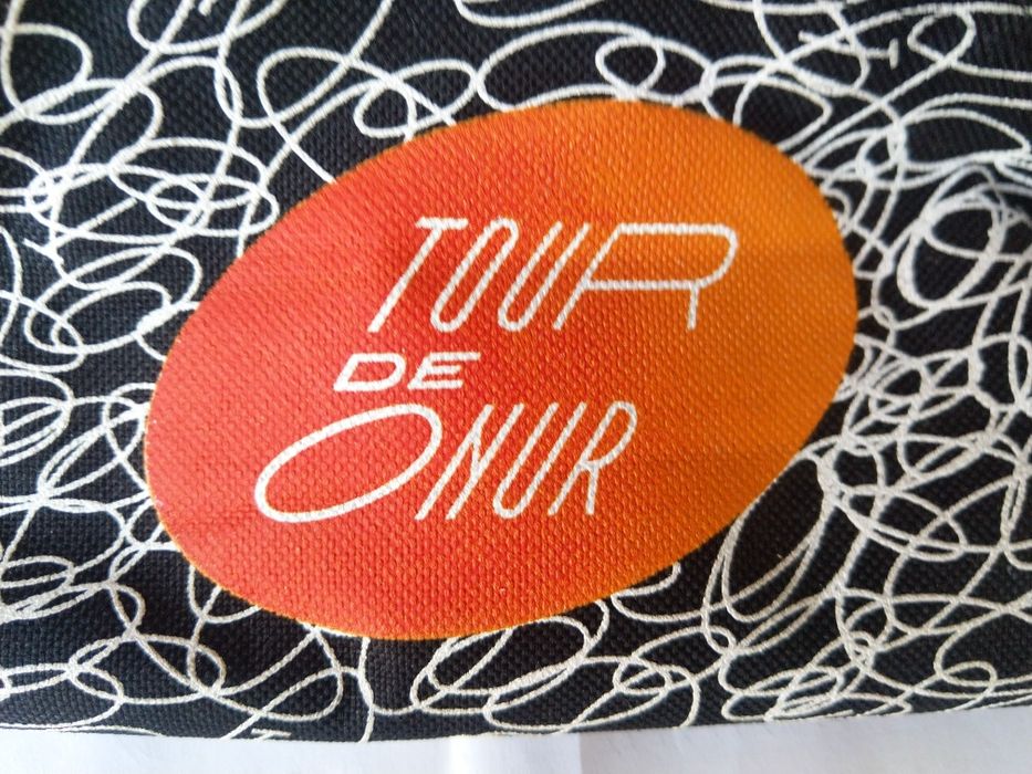 Сумка - бананка из водоотталкивающей ткани.