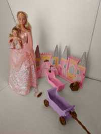 Księżniczki Barbie i Krissy nakręcany zamek z kołyską 2003