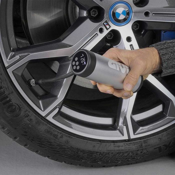 Компресор GIVI S502 + LED ліхтар + портативний міні-насос 12V