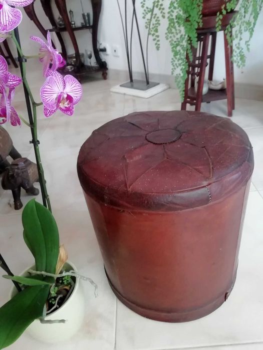 Puff banco Pele Árabe