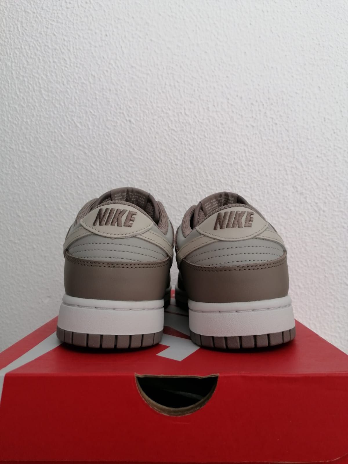 Dunk Low Bone Beige / Moon Fossil