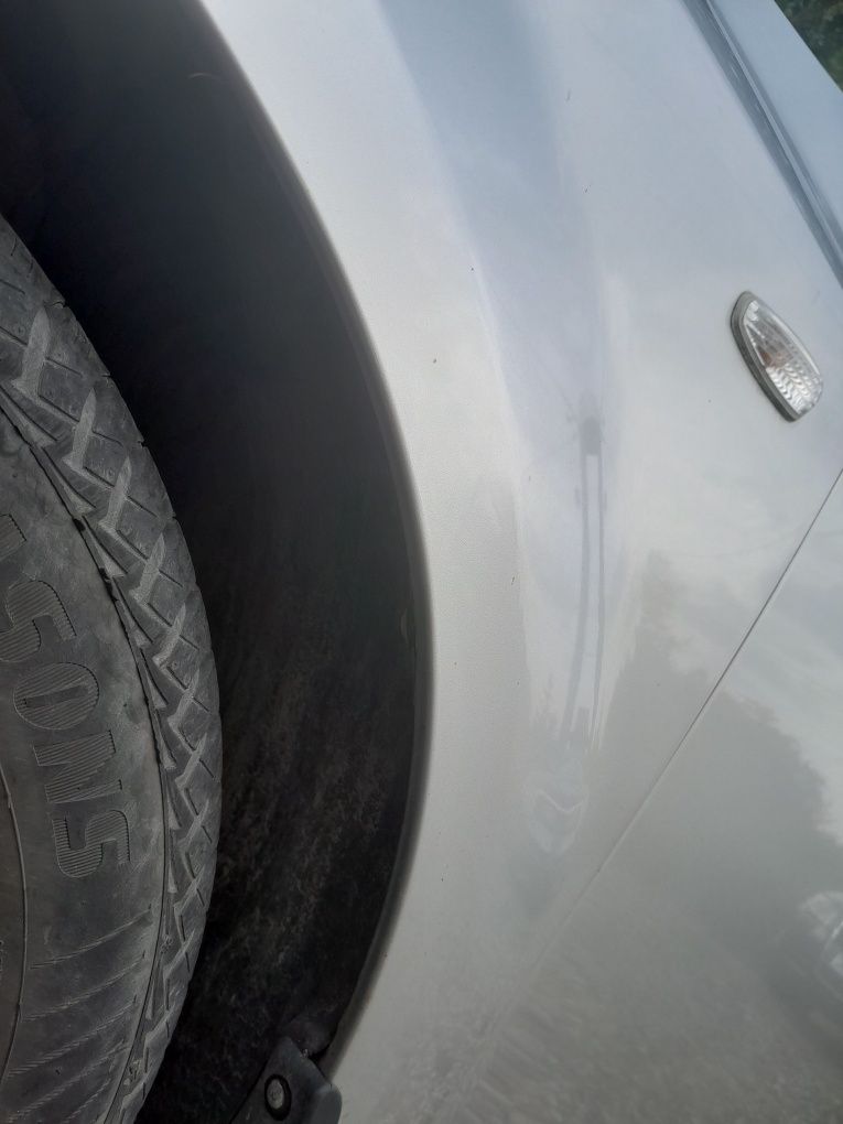 Błotnik lewy przód Kia Ceed 2007r, kod lakieru 9S