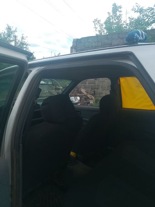 Форд сиера 2.0л 1988г