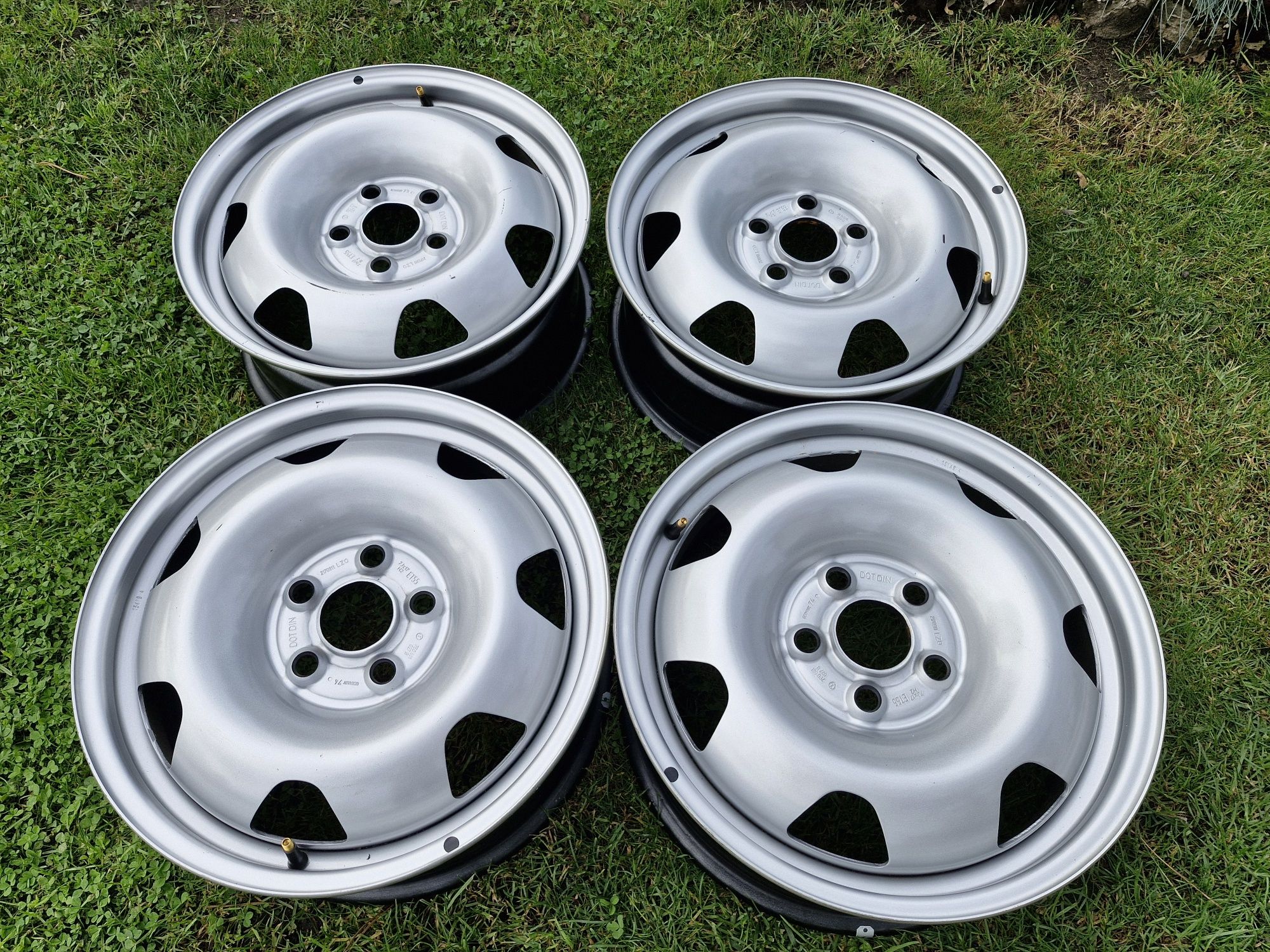 Felgi stalowe VW Transporter T5 T6 T7 5x120 17"