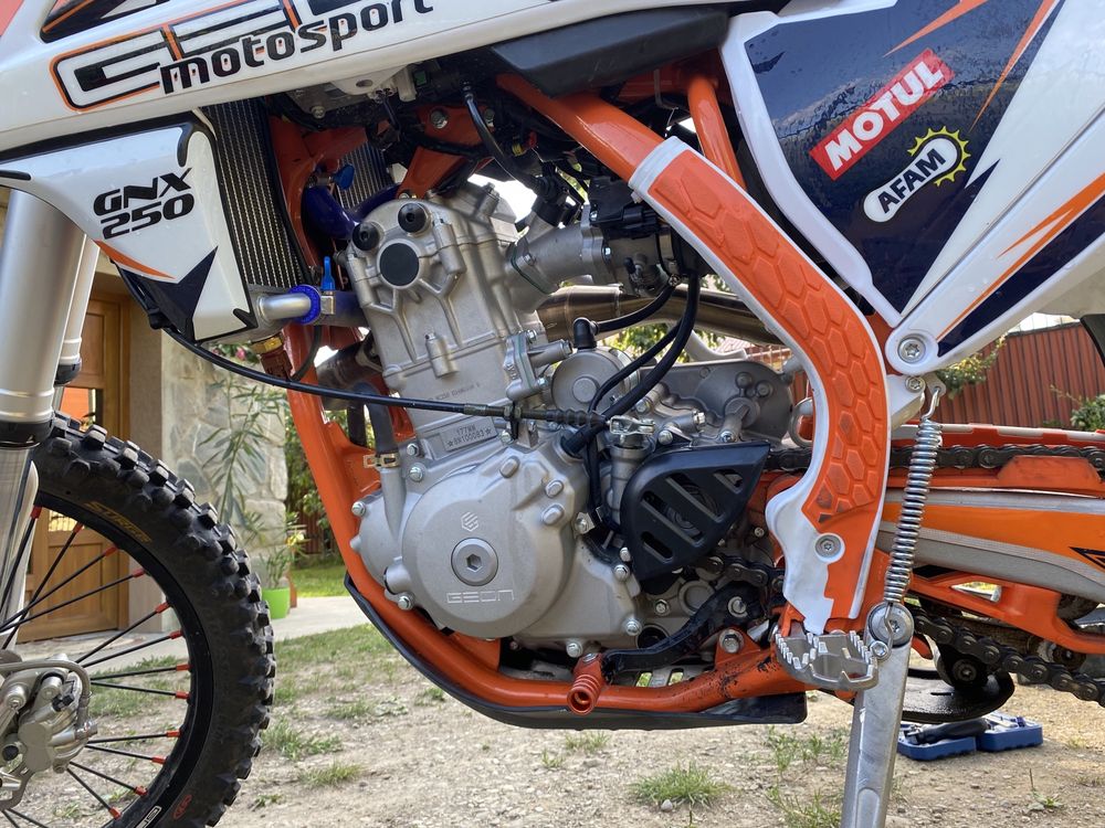 Geon dakar GNX 250 EFI 2022