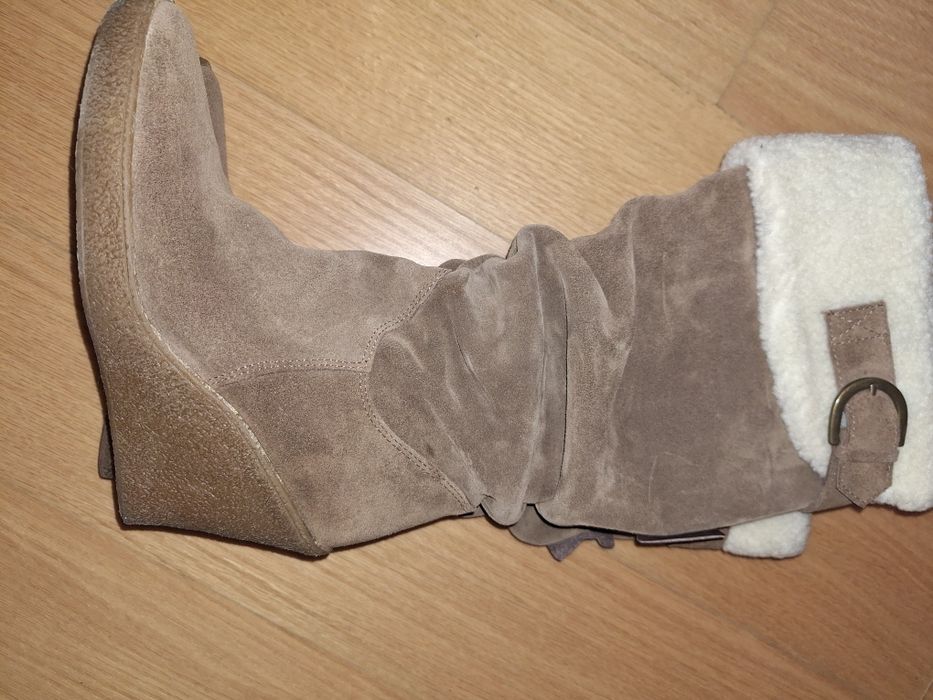 Botas de camurça de cano alto