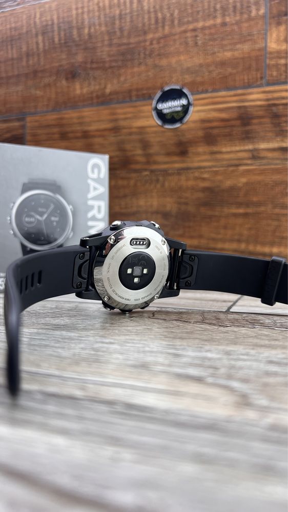 Garmin Fenix 5S смарт-годинник