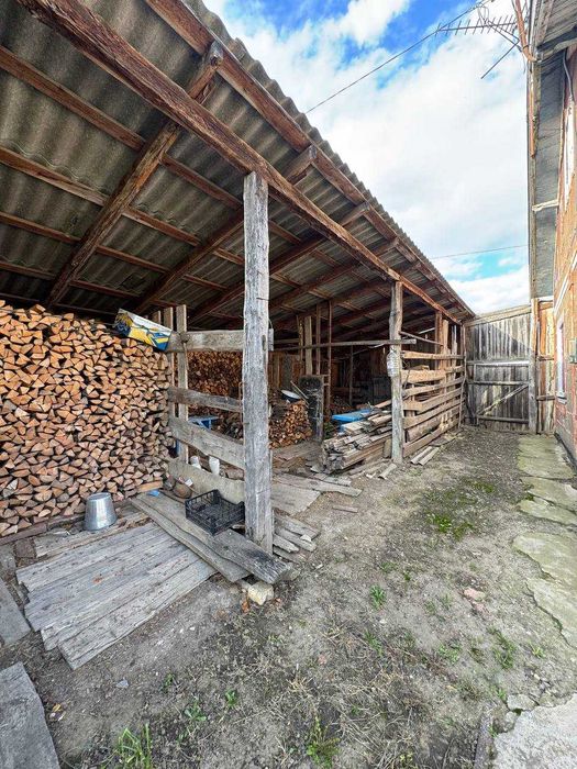 Продаж житлового будинку у с. Великий Кучурів (на межі з Тисовцем)
