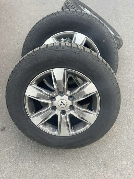 Диски литые с шинами 265/60 R18