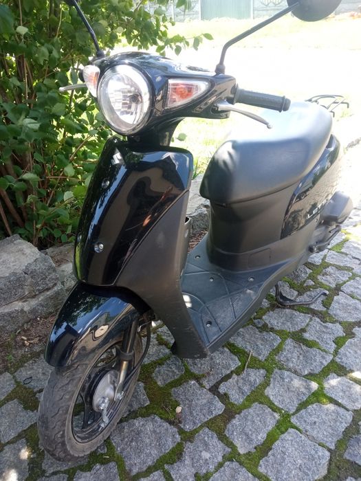 Скутер SUZUKI 2018р