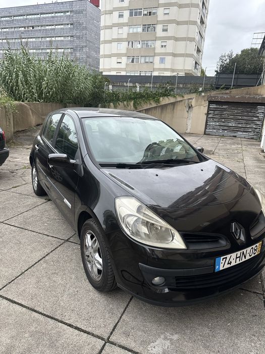 Renault Clio 3 em ótimo estado