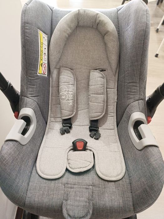 Carrinho de Bebé KINDERKRAFT Esme Multifuncional 3 em 1